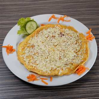 Bauernomelett mit Tomate und Schafskäse